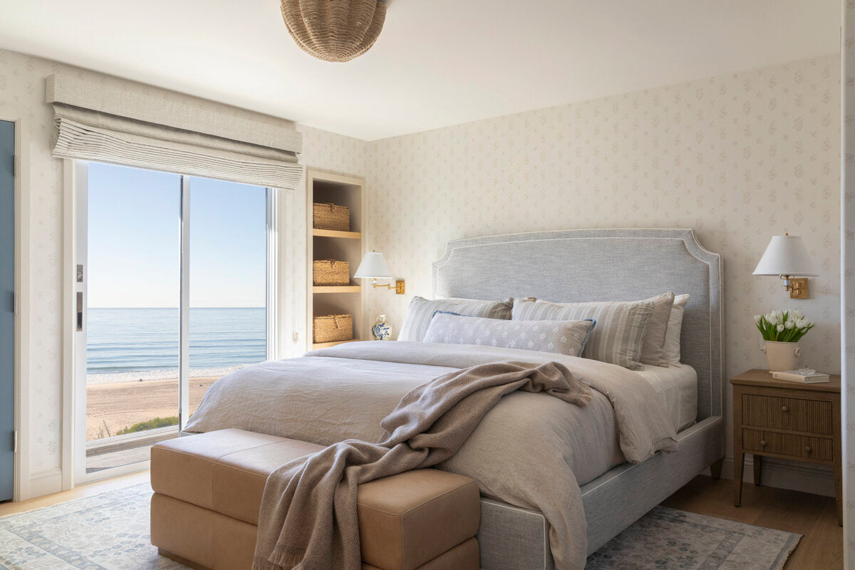 Manhattan Beach - image 9